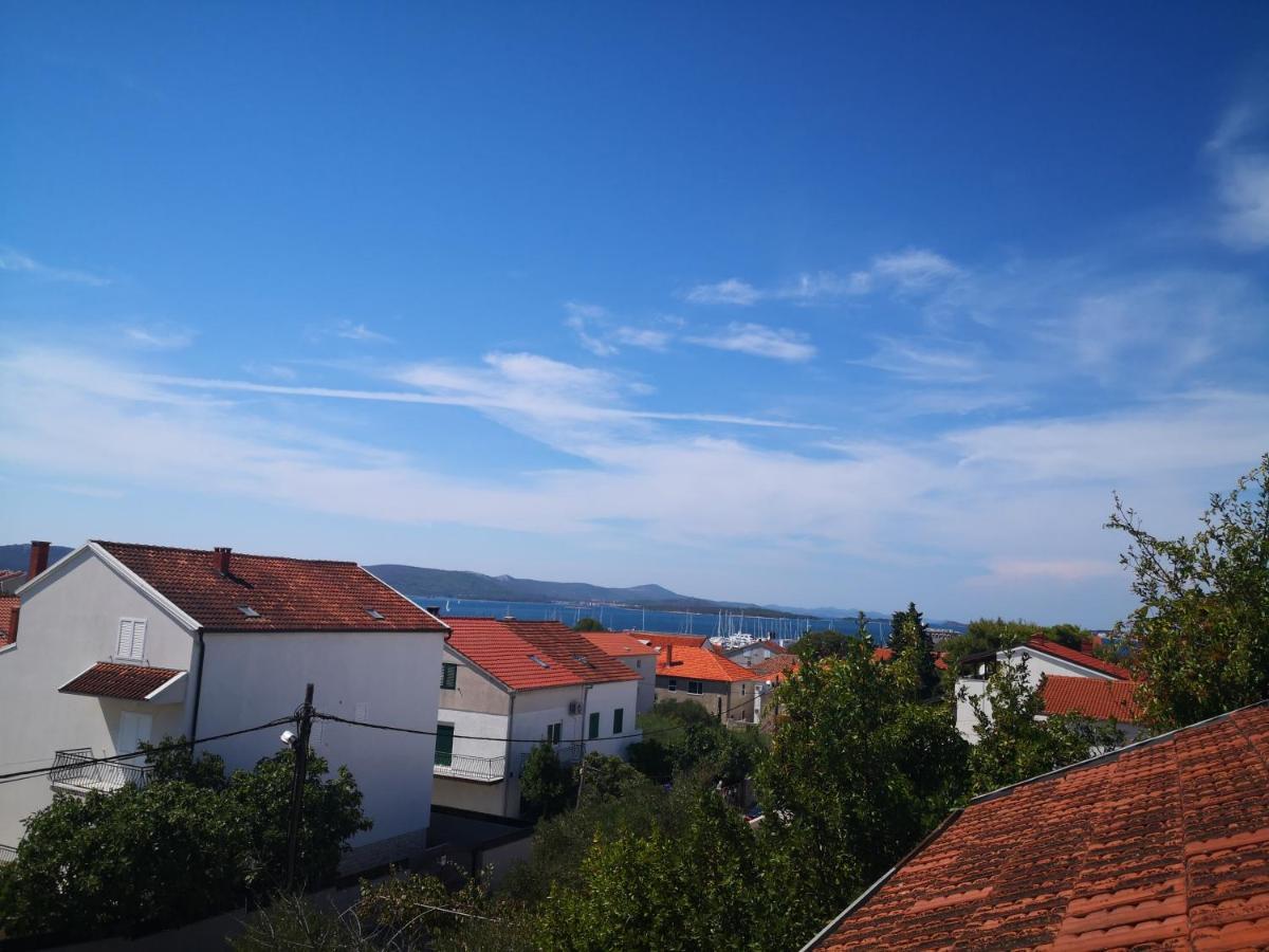 Endi 2 Lägenhet Biograd Na Moru Exteriör bild